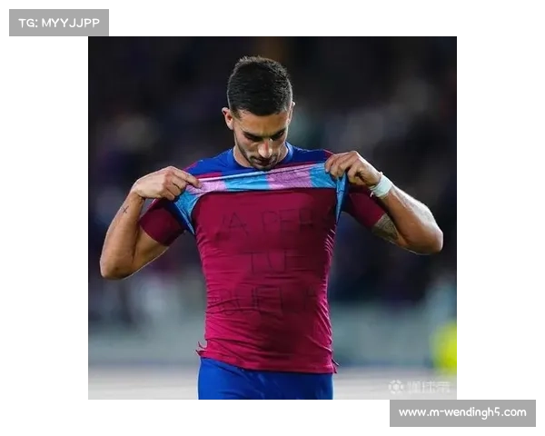 巴萨官方声明费兰托雷斯左腿腘绳肌负荷过重暂无损伤