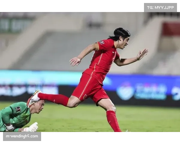 越南U22小快灵打法分析 短传渗透考验对手防线